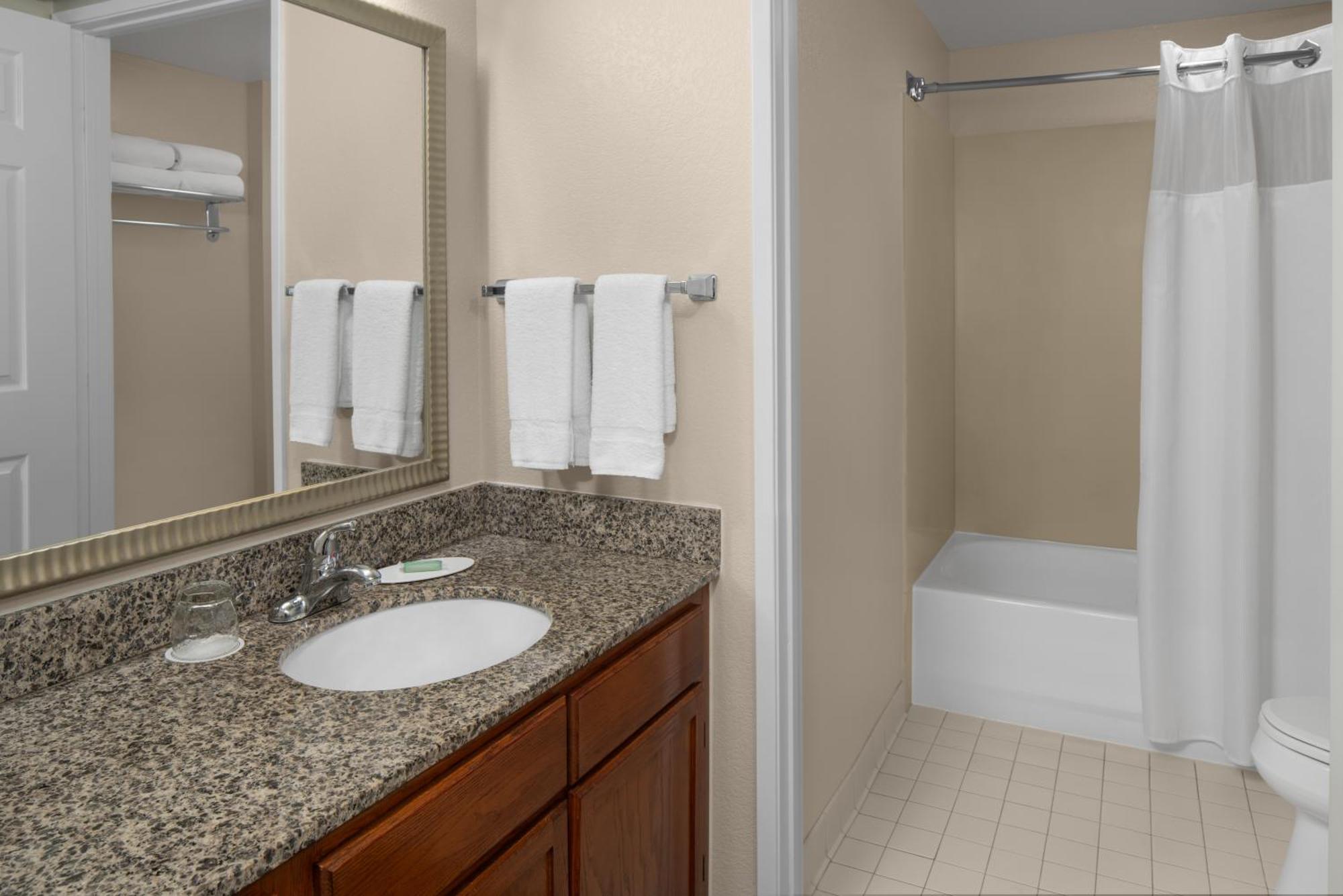 Residence Inn By Marriott San Diego Downtown מראה חיצוני תמונה